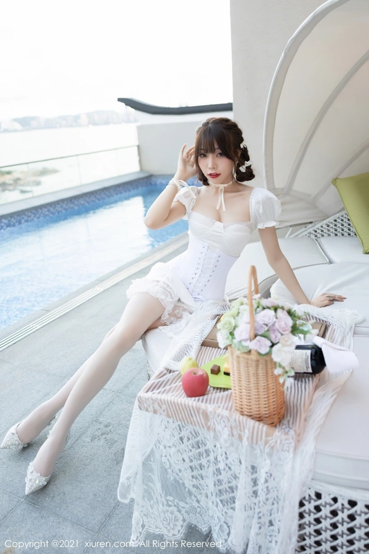 XIUREN秀人网] 2021.09.26 NO.3998 - 芝芝Booty